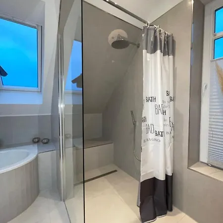 Проживание в семье Steinmetz In *